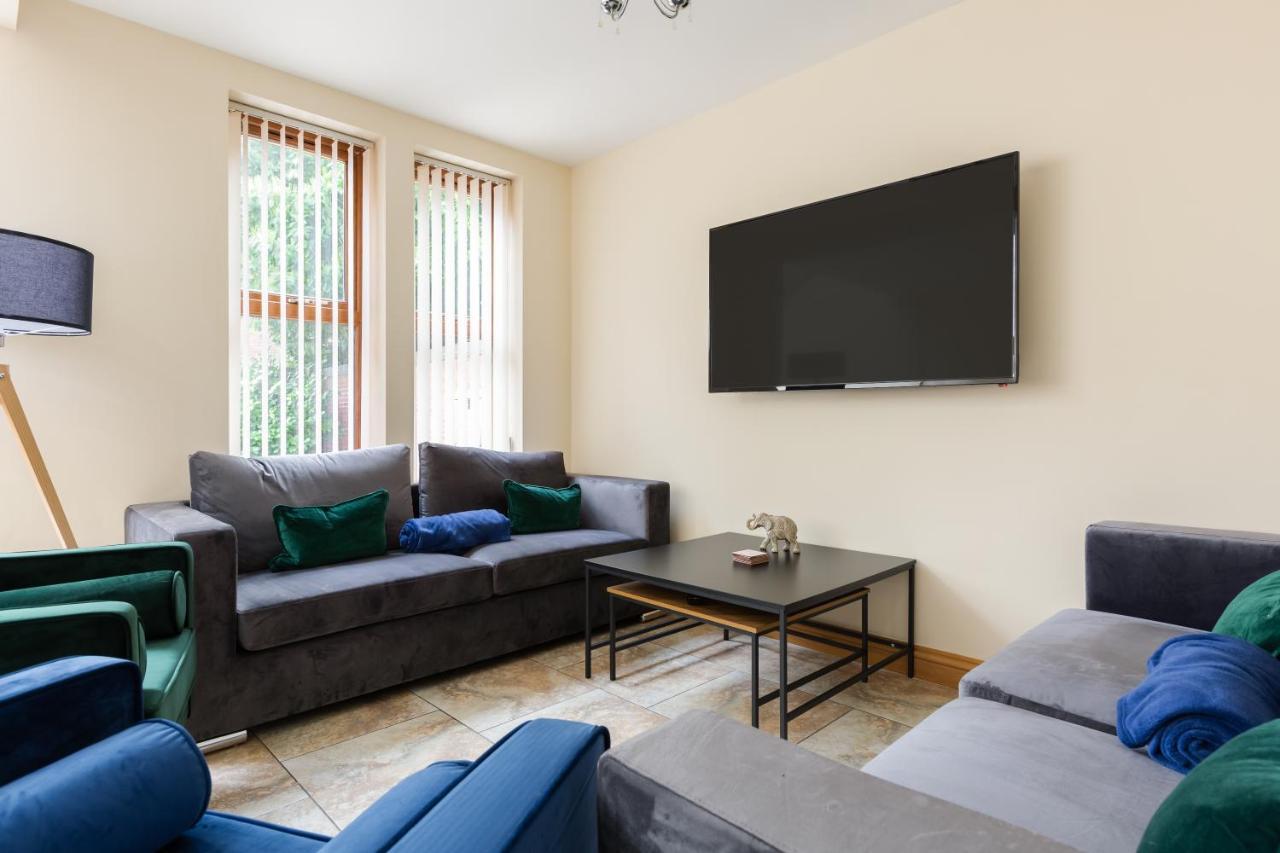 Albert - 5 Bedrooms Sleeps 11 Parking Wi-Fi Contractors بريستون المظهر الخارجي الصورة